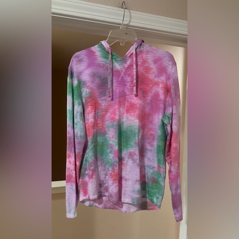 NWOT VINCE Tie Dye Pink Green Cotton Hoodie. Size Medium.